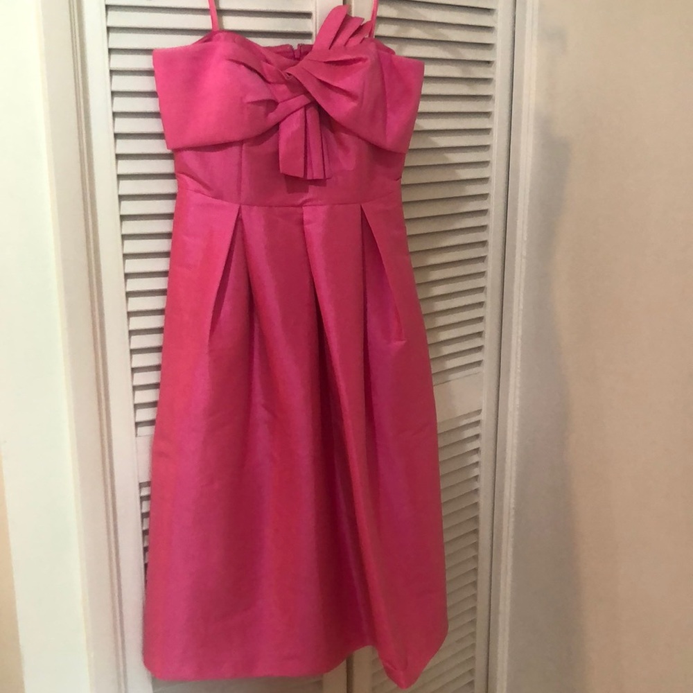 Hot pink strapless dress!